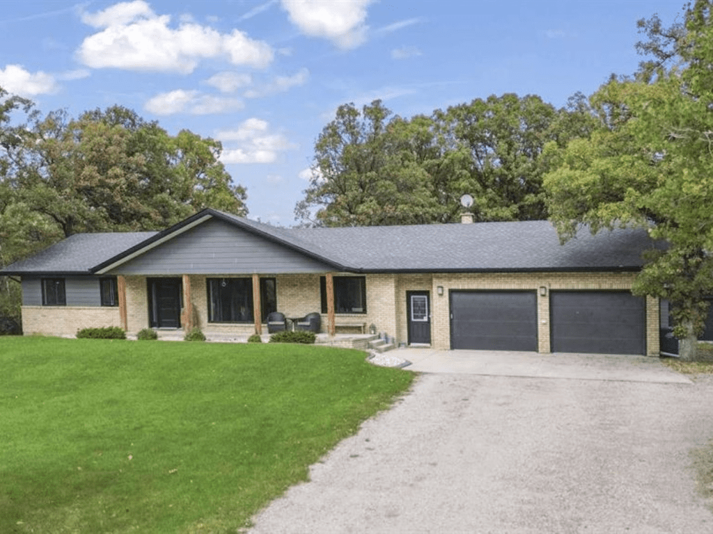 58 Rue des Pignons Street